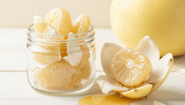 Fiori di pomelo e miele: i benefici misconosciuti di questo rituale tradizionale per la pelle e il sonno