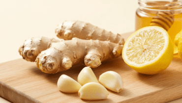 Zenzero, aglio, limone e miele: la formula ancestrale che aumenta l’immunità in 7 giorni secondo la scienza