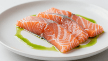 Salmone affumicato: questa crema al limone montata cambia tutto per i vostri aperitivi delle feste Salmone affumicato: questa crema al limone montata cambia tutto per i vostri aperitivi delle feste