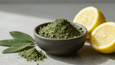 Capelli più scuri e brillanti: il rituale naturale a base di carbone e limone che sostituisce le colorazioni chimiche