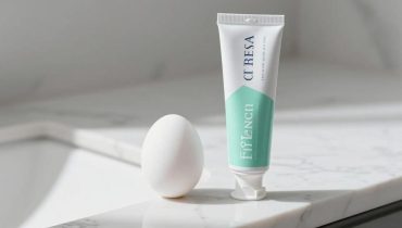 Capelli più morbidi e lucenti: cosa fa davvero la maschera uovo-dentifricio (e cosa non fa) Capelli più morbidi e lucenti: cosa fa davvero la maschera uovo-dentifricio (e cosa non fa)