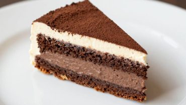 Mississippi Mud Pie: il dessert americano a quattro strati di cioccolato che conquista le tavole francesi Mississippi Mud Pie: il dessert americano a quattro strati di cioccolato che conquista le tavole francesi