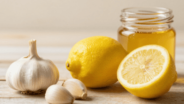 Detox del fegato: come l’associazione aglio-limone-miele agisce sull’eliminazione delle tossine in 3 giorni Detox del fegato: come l’associazione aglio-limone-miele agisce sull’eliminazione delle tossine in 3 giorni