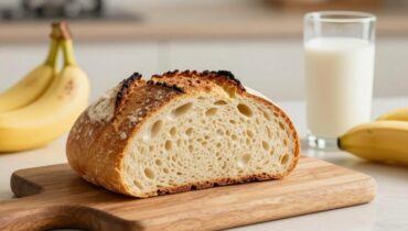 Banana Milk Bread: come le banane mature trasformano questo pane fatto in casa in un’irresistibile tenerezza e morbidezza Banana Milk Bread: come le banane mature trasformano questo pane fatto in casa in un’irresistibile tenerezza e morbidezza