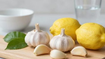 Detox fegato e circolazione: come aglio e limone agiscono in 3 giorni secondo i loro composti attivi Detox fegato e circolazione: come aglio e limone agiscono in 3 giorni secondo i loro composti attivi