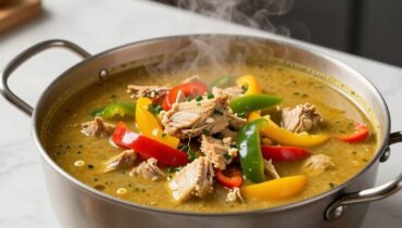 Zuppa di pollo fajita: come trasformare un classico messicano in un piatto unico senza padella né piatti da lavare