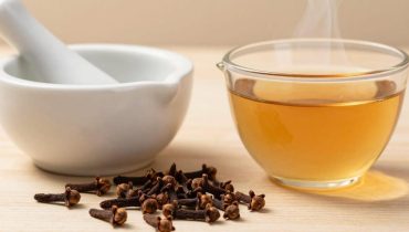 Acqua di chiodi di garofano: come questo infuso da 2€ sostiene la digestione e rafforza l’immunità naturalmente Acqua di chiodi di garofano: come questo infuso da 2€ sostiene la digestione e rafforza l’immunità naturalmente
