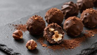 Tartufi al cioccolato senza cottura: come i datteri sostituiscono lo zucchero raffinato in 30 minuti