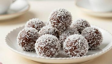 Pasqua senza cottura: come trasformare gli Oreo in coniglietti golosi in 20 minuti Pasqua senza cottura: come trasformare gli Oreo in coniglietti golosi in 20 minuti