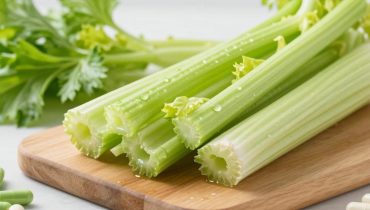 Sedano: come questo ortaggio al 95% d’acqua protegge simultaneamente il fegato, i reni e regola la glicemia