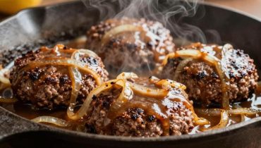 Hamburger Steak fatto in casa: la ricetta economica e infallibile che rivaleggia con i ristoranti americani