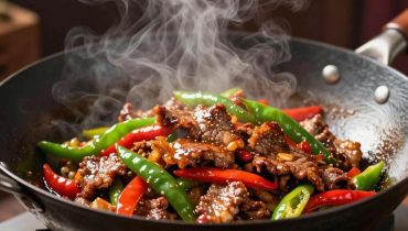 Pepper Steak cinese: la tecnica del velveting che trasforma un manzo ordinario in carne ultra-tenera Pepper Steak cinese: la tecnica del velveting che trasforma un manzo ordinario in carne ultra-tenera
