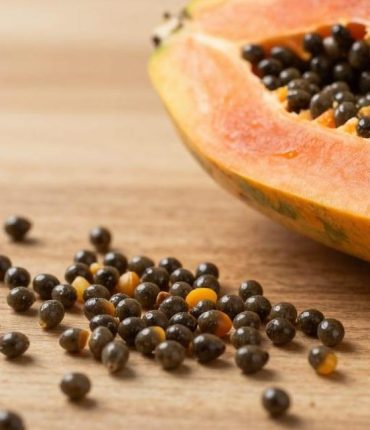 Semi di papaya: come supportano la digestione, il fegato e l’immunità in modo naturale