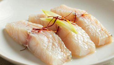 Merluzzo perlato allo zafferano: come ottenere una consistenza perfetta in 25 minuti Merluzzo perlato allo zafferano: come ottenere una consistenza perfetta in 25 minuti