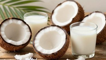 Flan al cocco alla brasiliana: la ricetta economica che sposa latte condensato e cocco in 4 ore