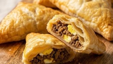 Fagottini di sfoglia carne e uova