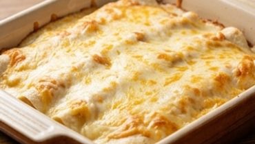 Enchiladas al Pollo e Salsa alla Panna Acida Fatta in Casa